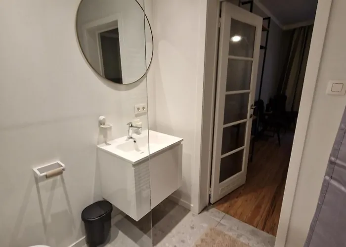 Charming In Center Ii