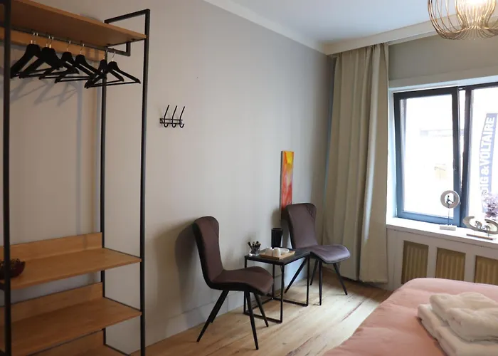 Charming In Center Ii 公寓 *